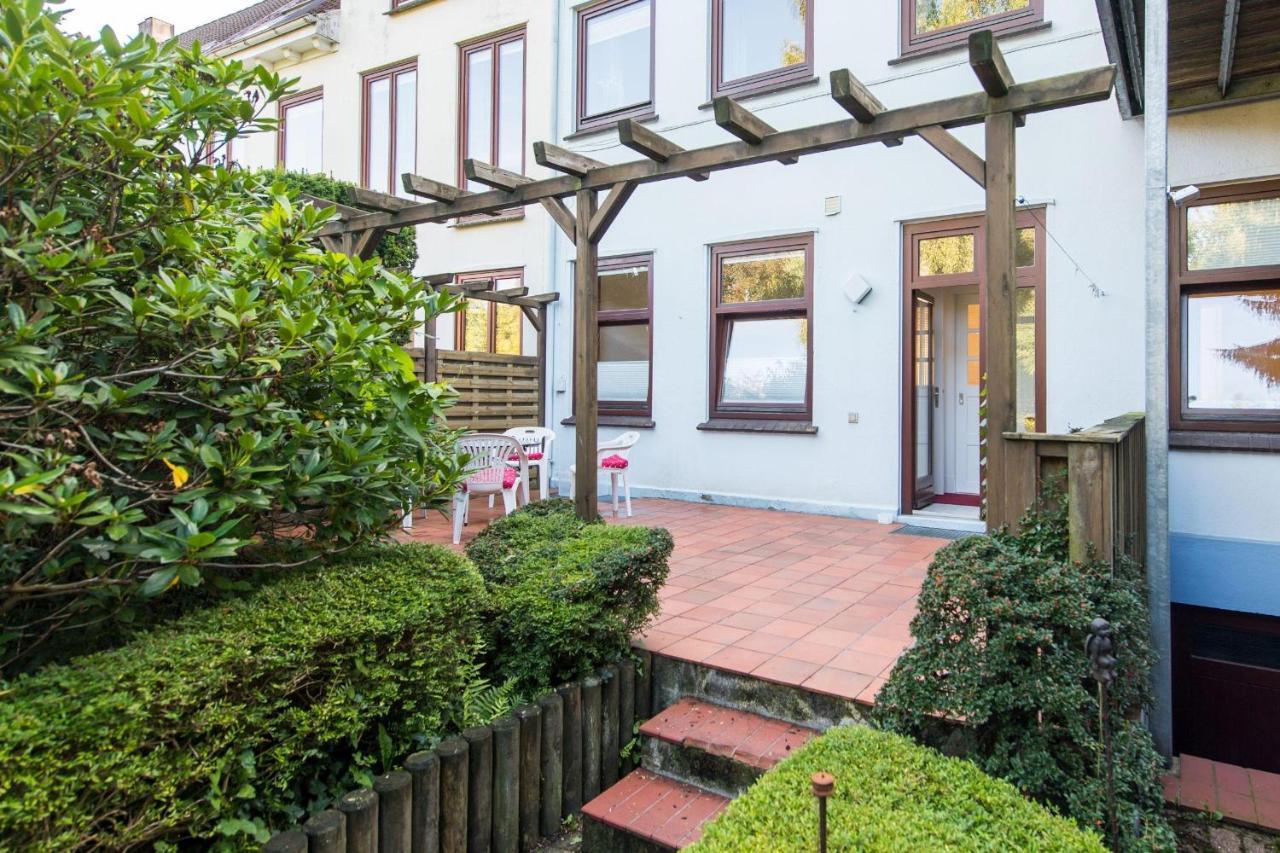 Fewo1846 - Heimspiel - Komfortable Wohnung Mit 2 Schlafzimmern Und Sonnigem Garten Flensburg Exterior photo